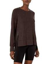 Load image into Gallery viewer, Alo Yoga Women&#39;s Glimpse Long Sleeve